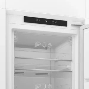 Blomberg Freezers/Built In Freezers*FNT3454I 54cm Integrated Frost Free Tall Freezer - White