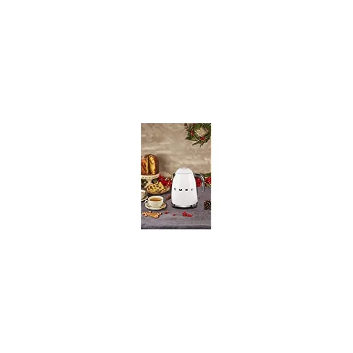 smeg_klfwhuk_l_retro_styl_1.webp smeg Kettles*KLF03WHUK 1.7L Retro Style Kettle - White