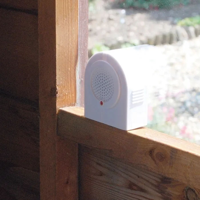 the_big_cheese_battery_po_0.webp The Big Cheese Mouse And Rat Traps | Pest Control*Battery Powered Mouse Repellent