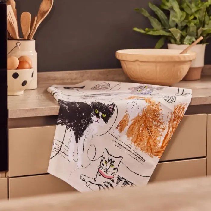 ulster_weavers_teatowel_c_0-1.webp Ulster Weavers Kitchen And Dining | Tea Towels & Aprons*Teatowel Cotton Feline Friends